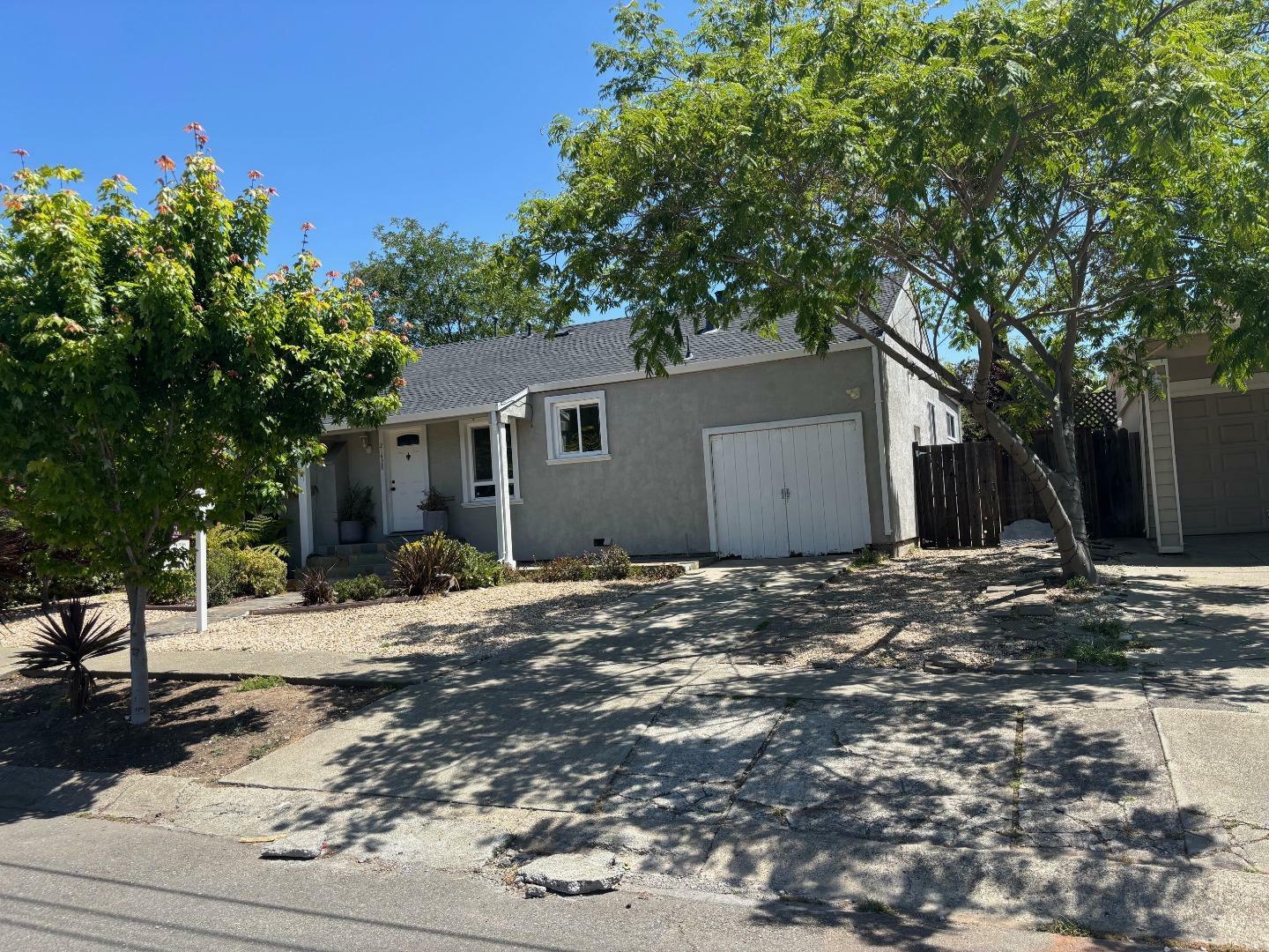 Property Photo: 21428 Lake Chabot Road CA 94546