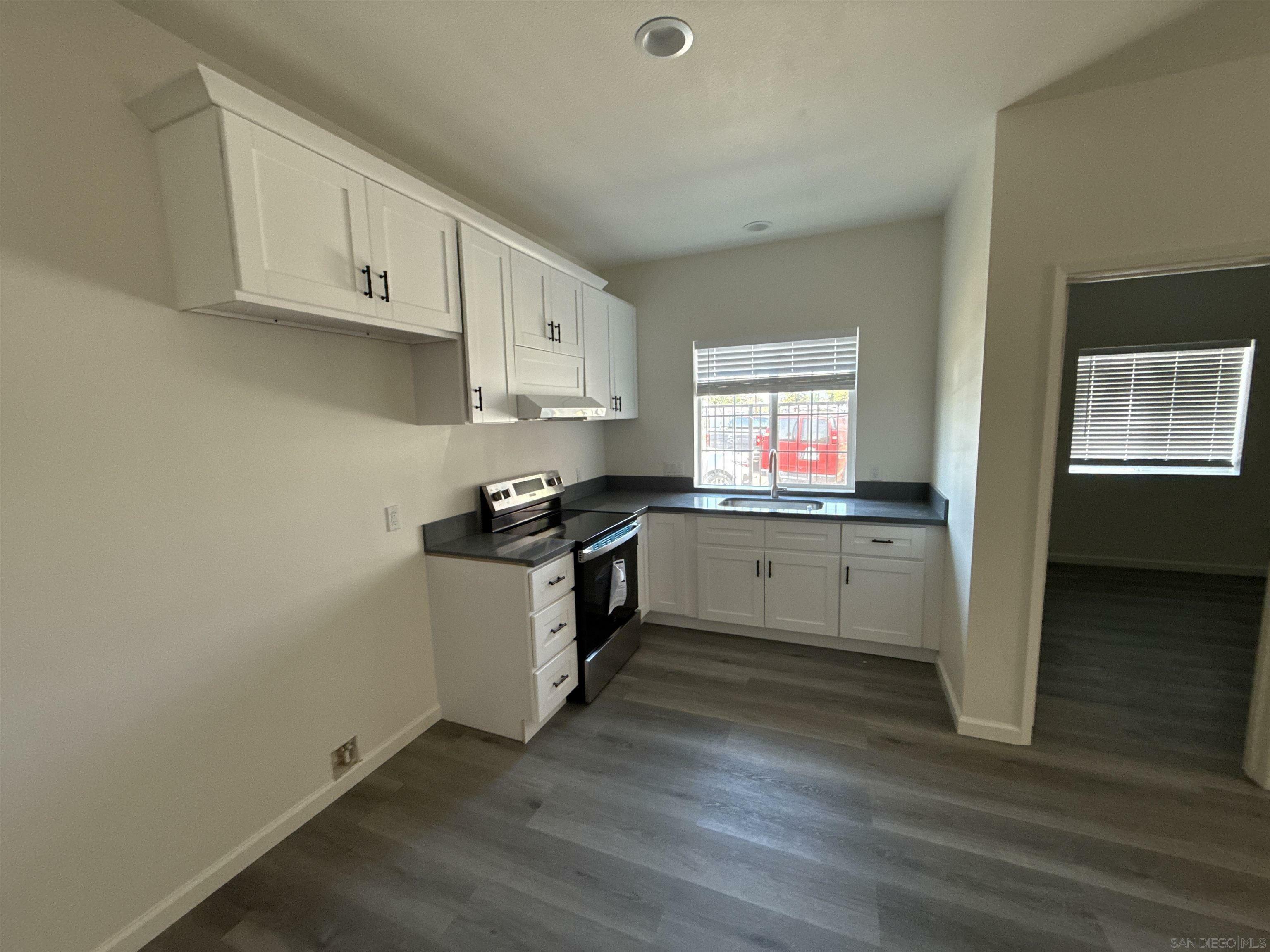 Property Photo:  2049 E Palmyra Ave  CA 92866 