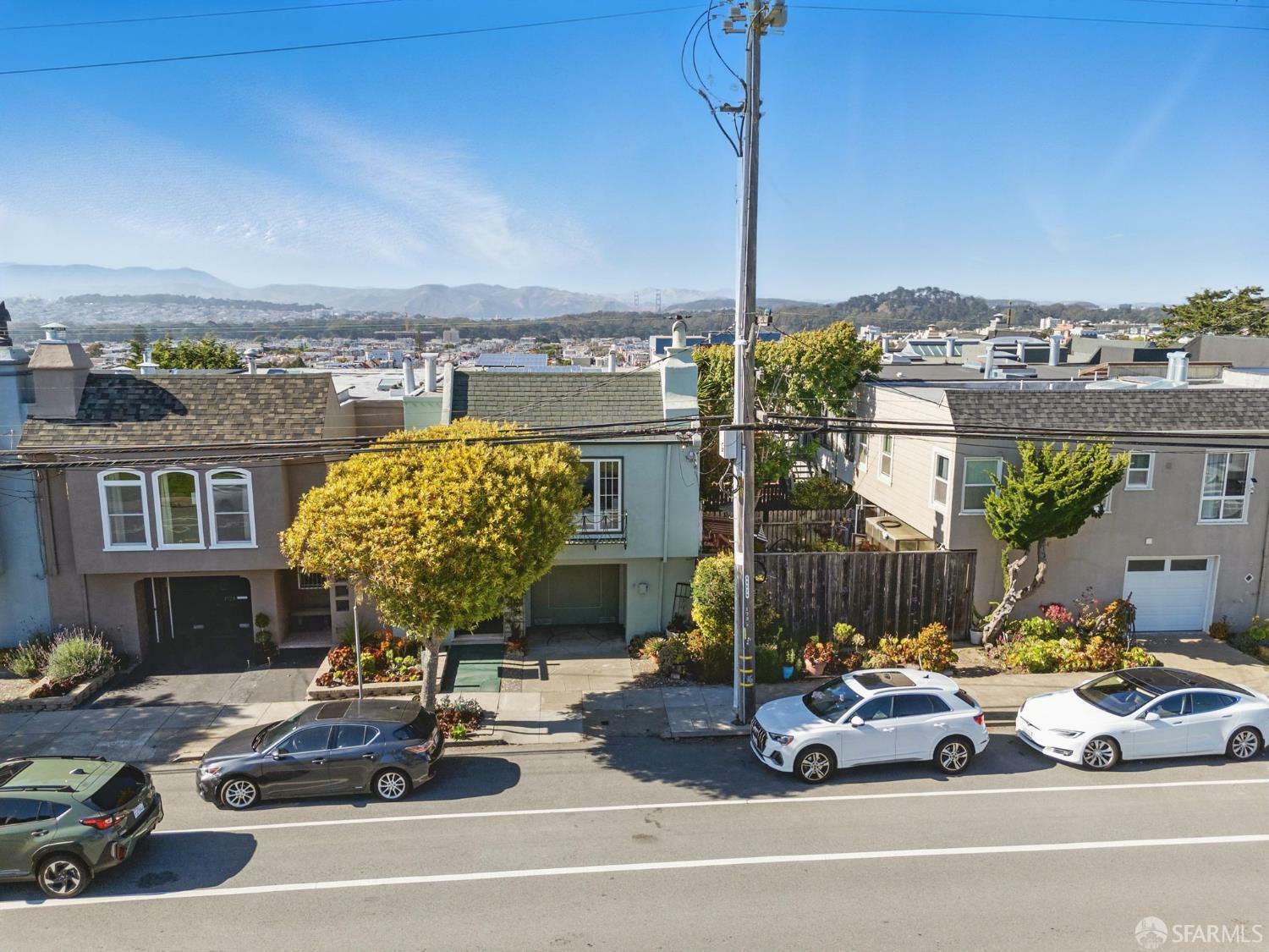 Property Photo: 1722 Ortega Street CA 94122