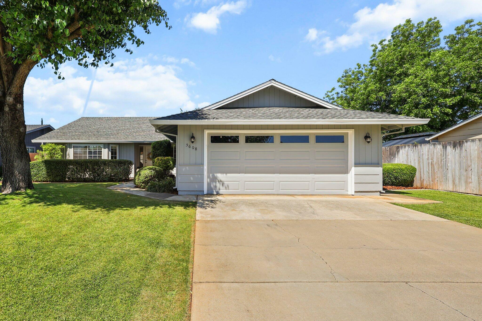 Property Photo: 3608 Capricorn Way CA 96002