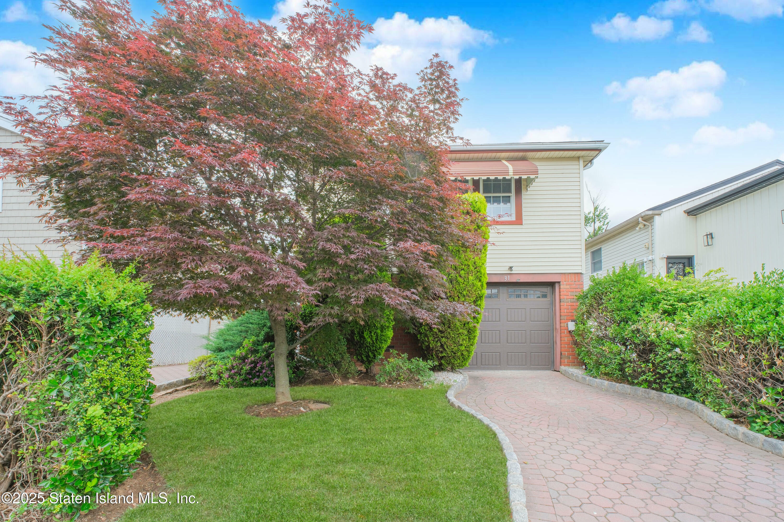 Property Photo: 31 Tynan Street NY 10312