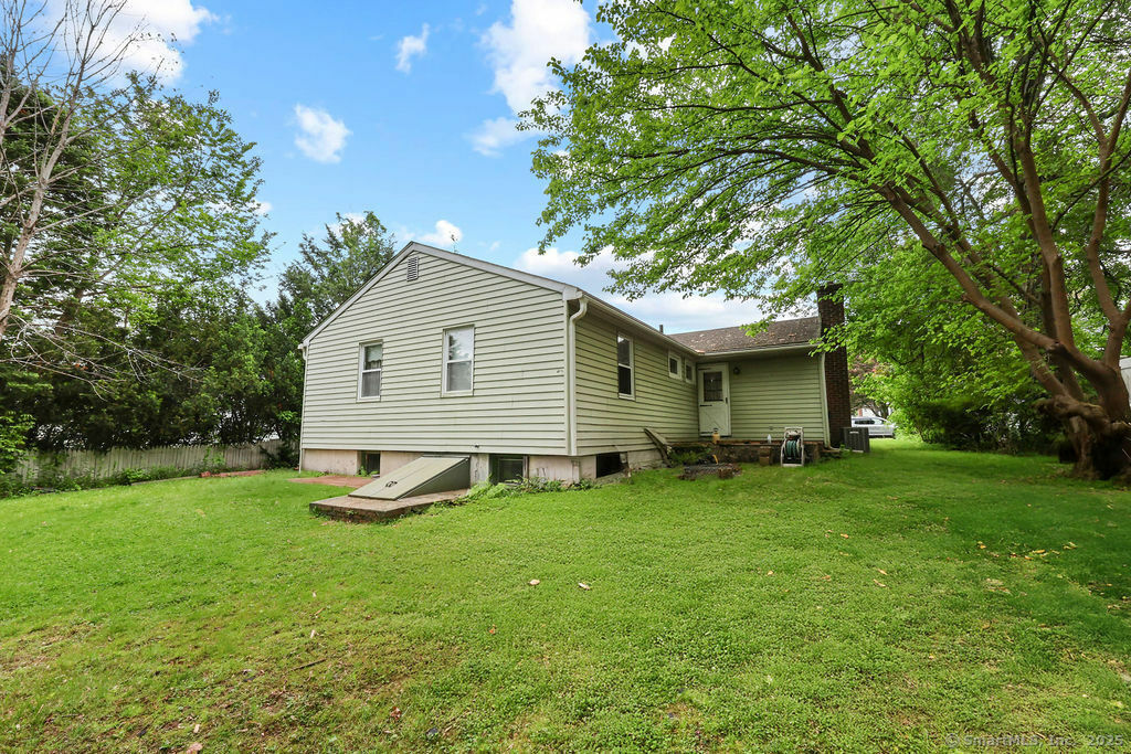 Property Photo: 287 Prospect Street CT 06109