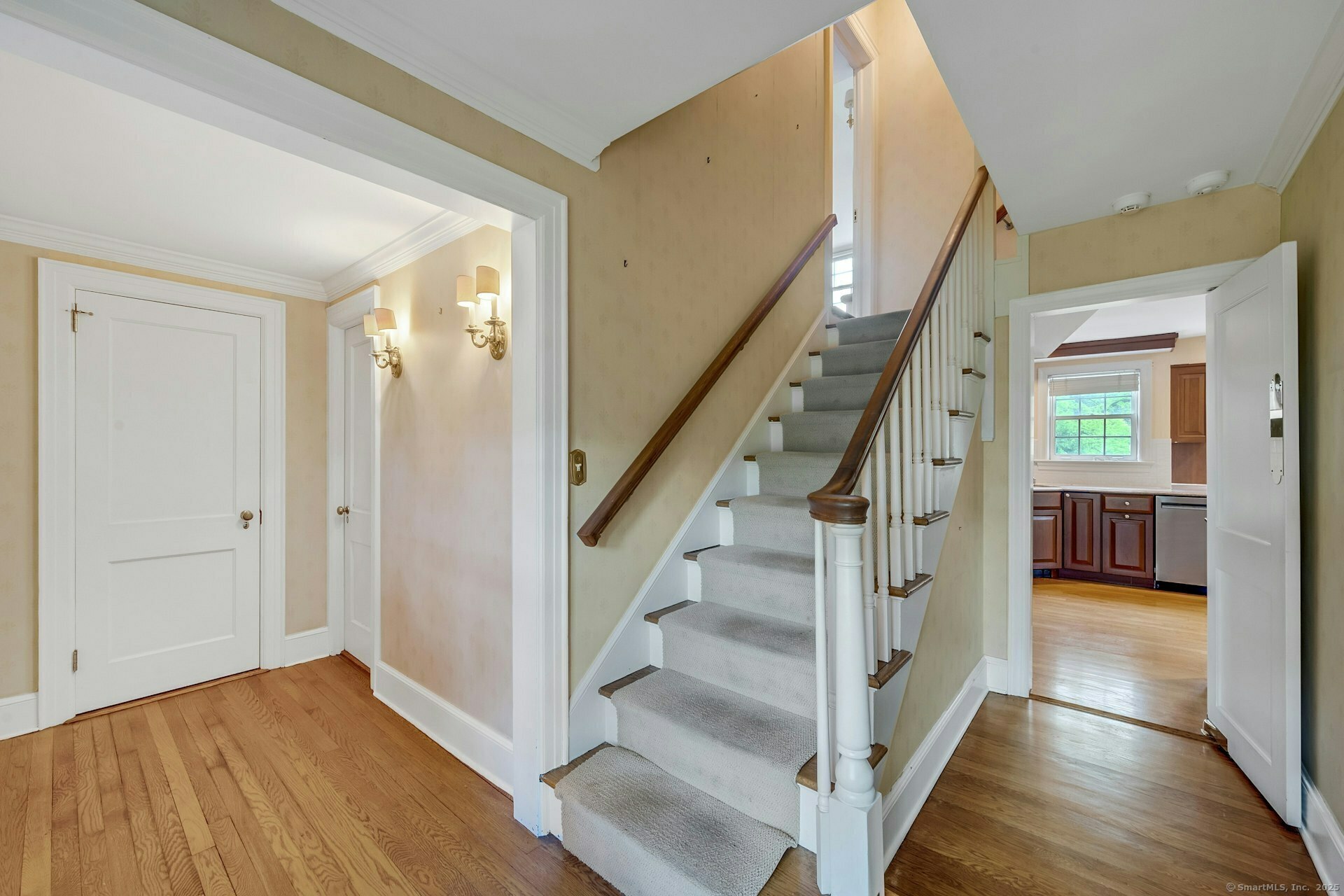 Property Photo: