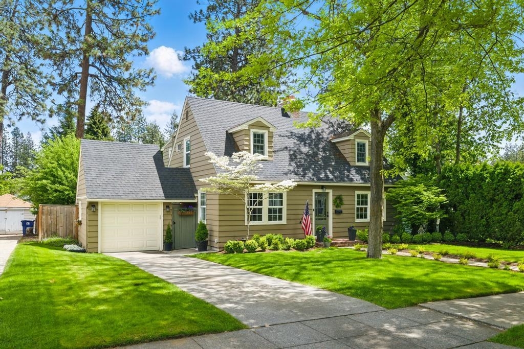 Property Photo: 4215 S Hatch St WA 99203