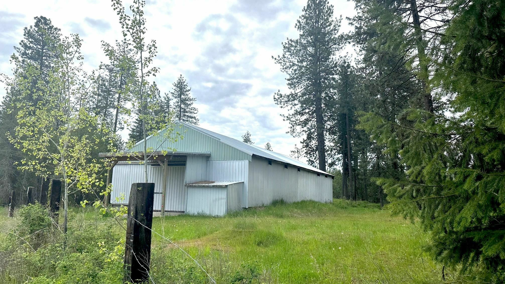 Property Photo: 2111 W Mason Rd WA 99006