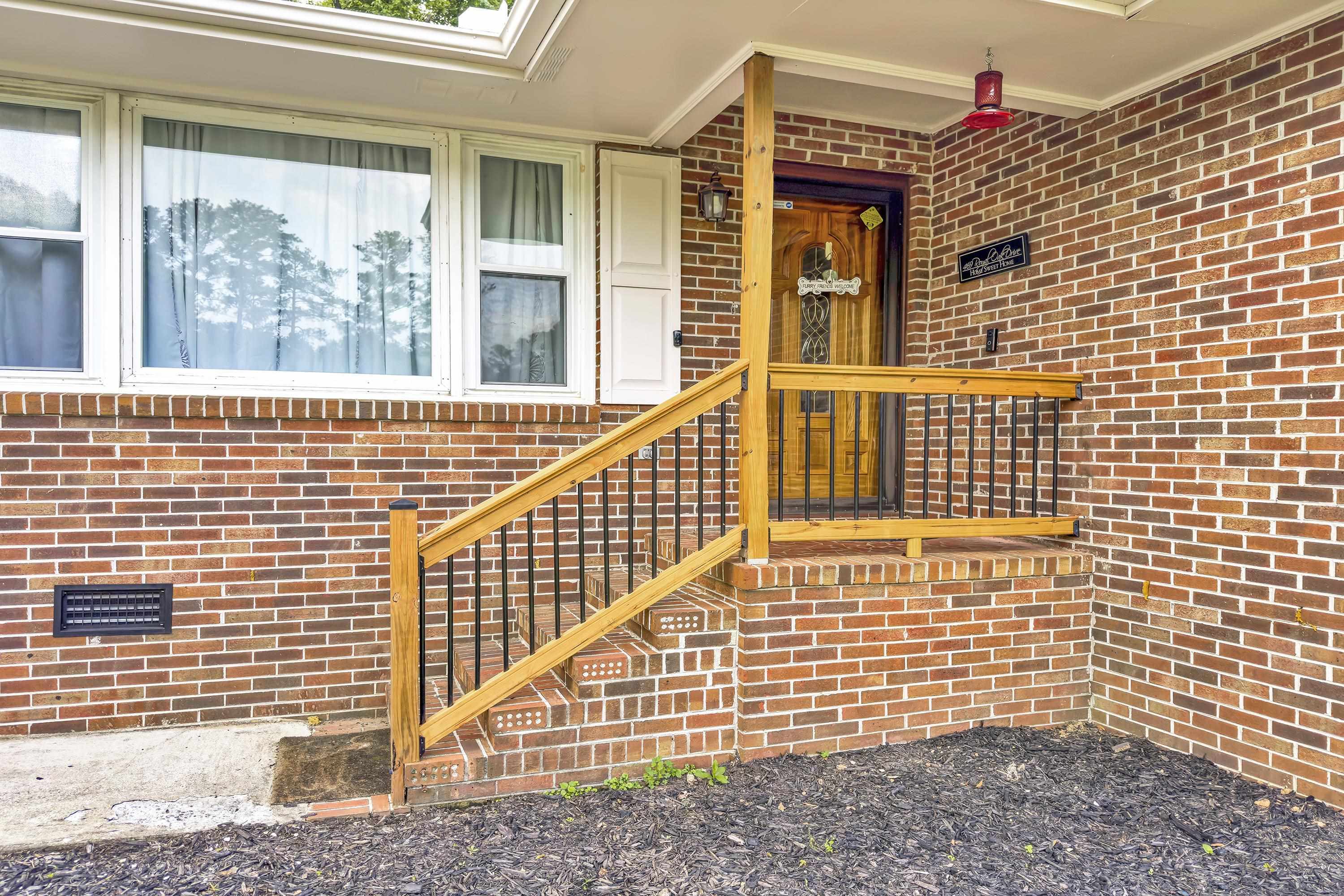 Property Photo: 469 Royal Oak Drive SC 29302