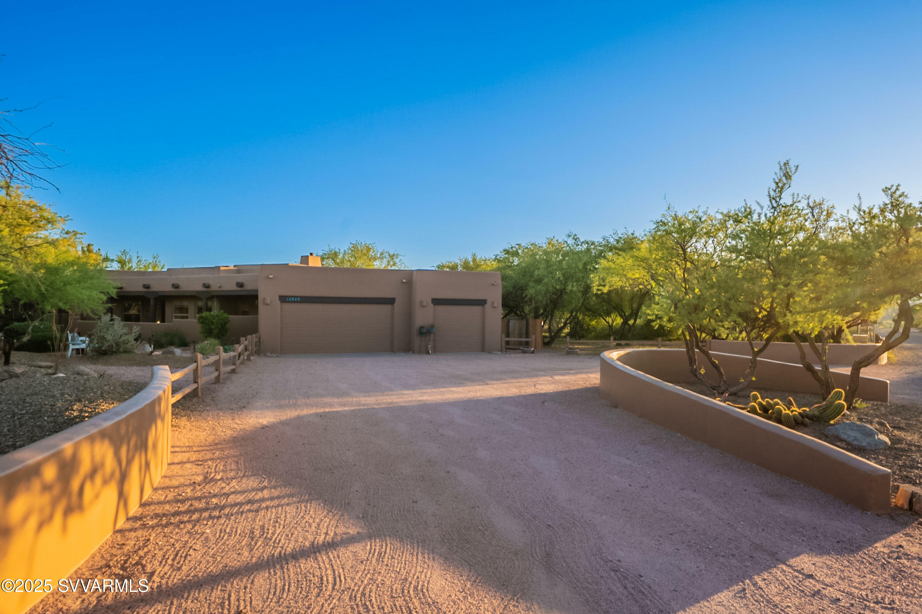 Property Photo: 10545 E Creekview Drive AZ 86325
