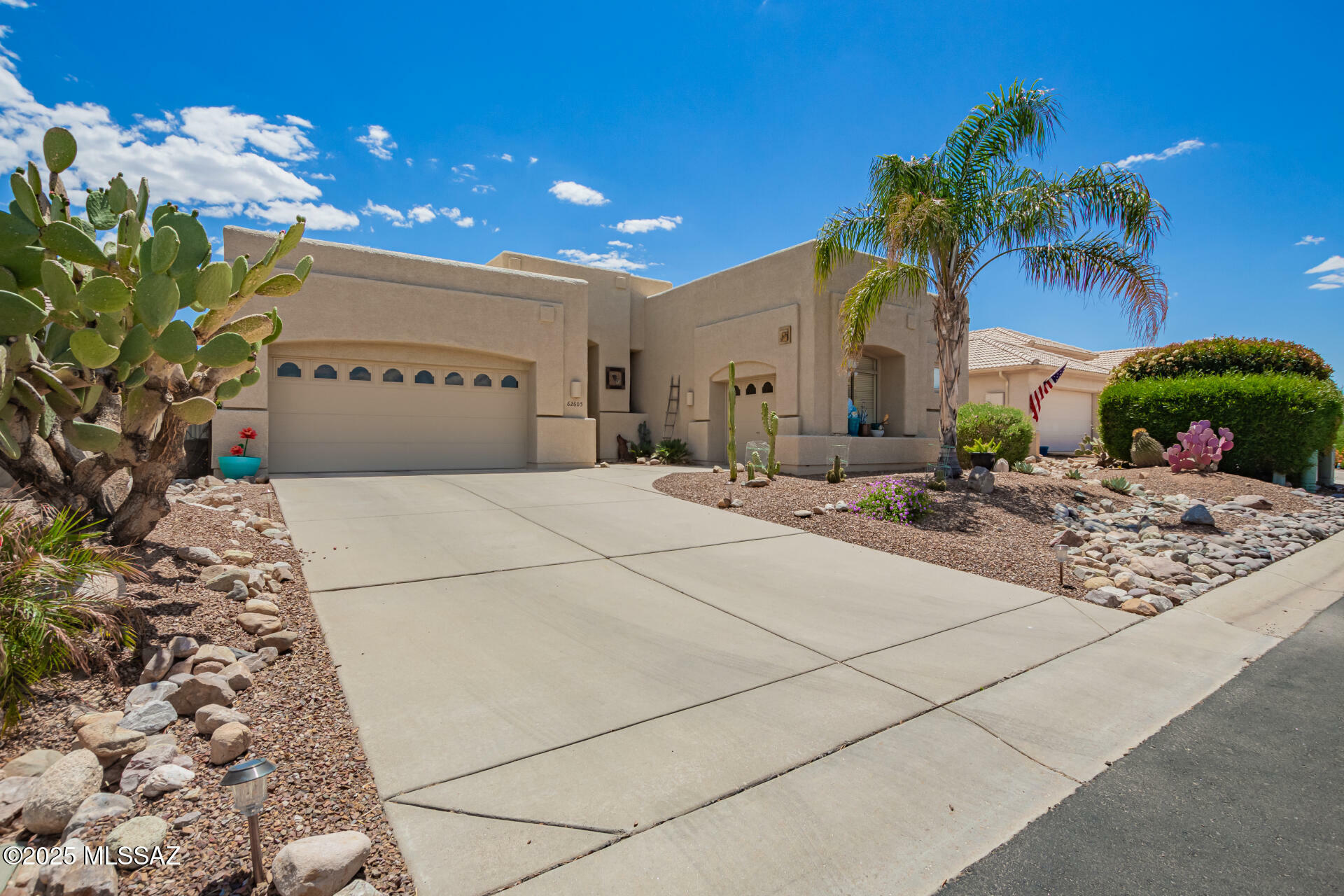 Property Photo:  62605 E Amberwood Drive  AZ 85739 