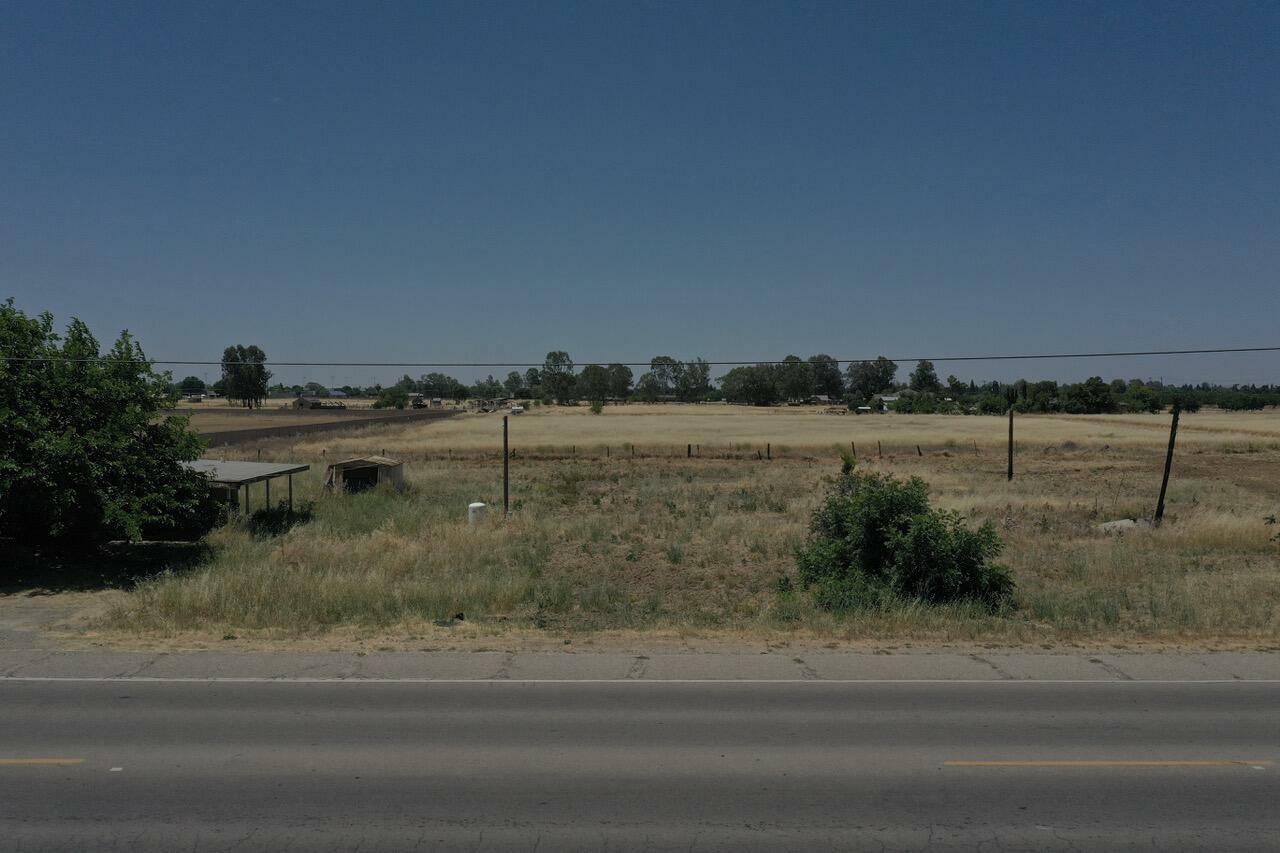 16836 N Lake Street  Madera CA 93638 photo