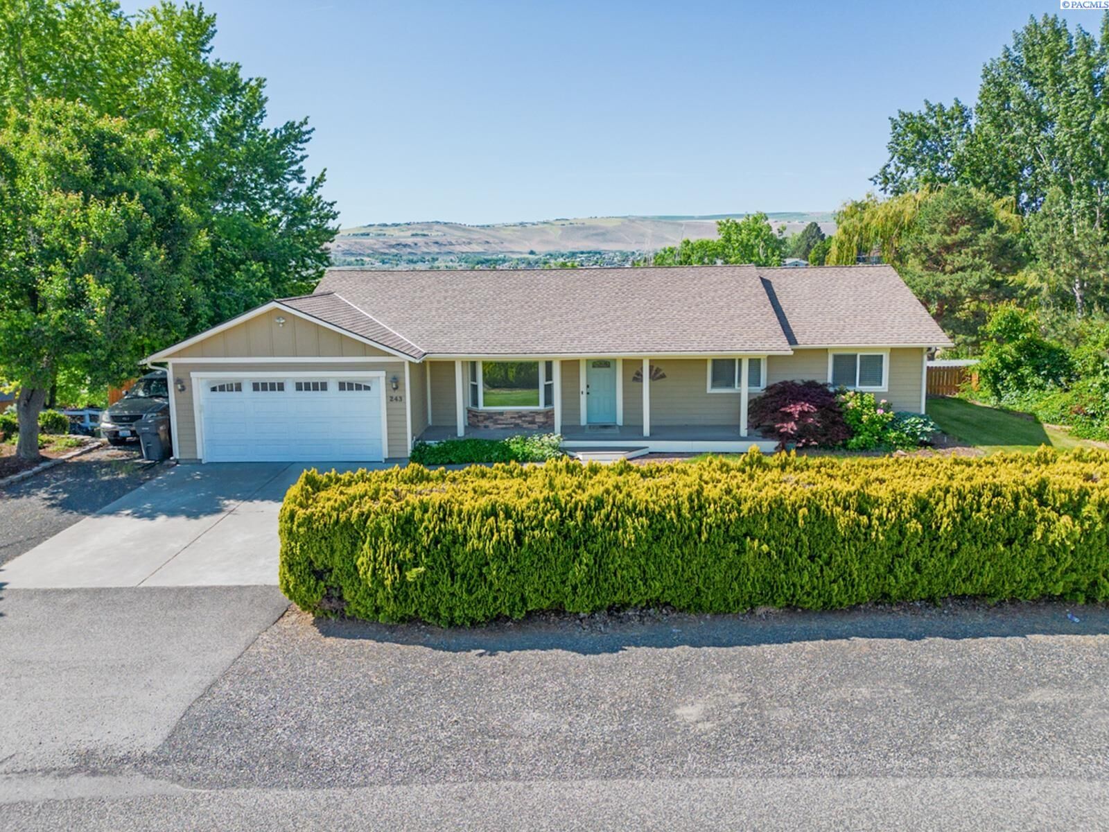 Property Photo: 243 Rachel Road WA 99338