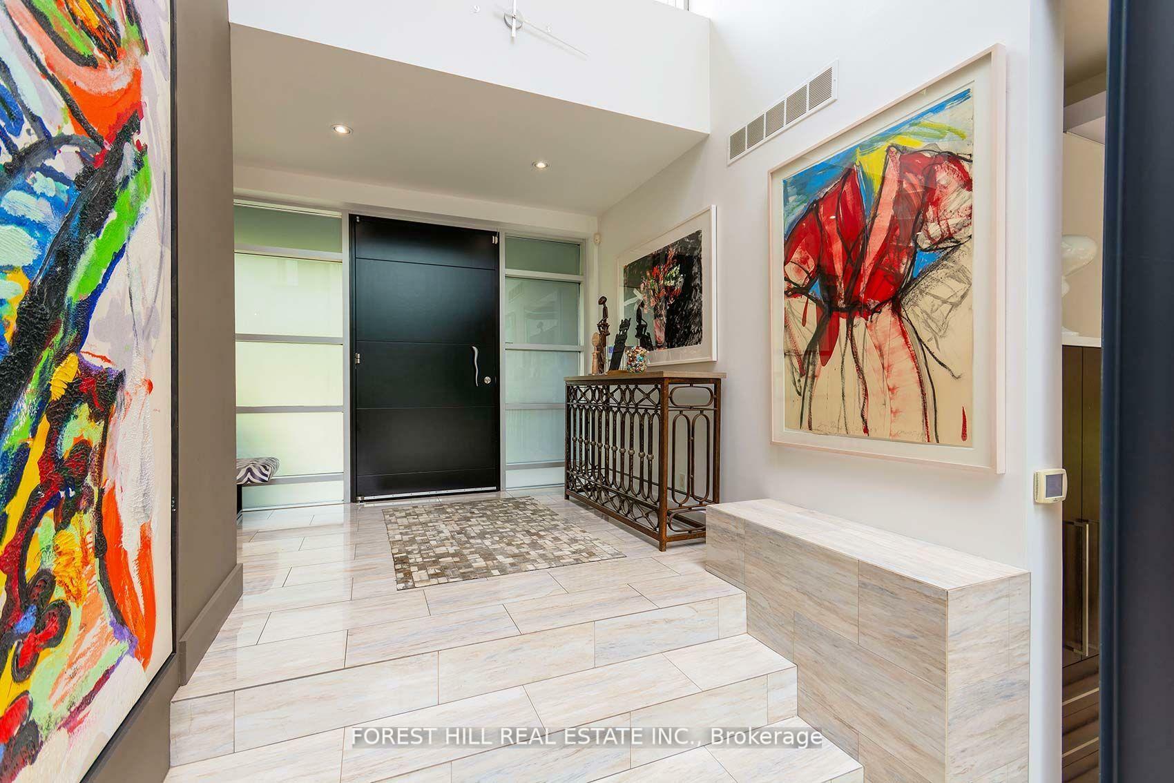 Property Photo: 19 Alderbrook Drive ON M3B 1E3