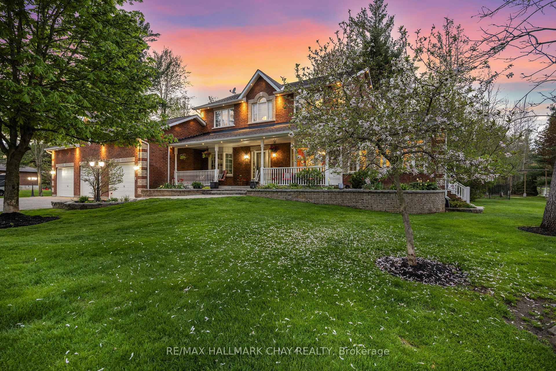 Property Photo: 41 Cindy Lane ON L0M 1M0