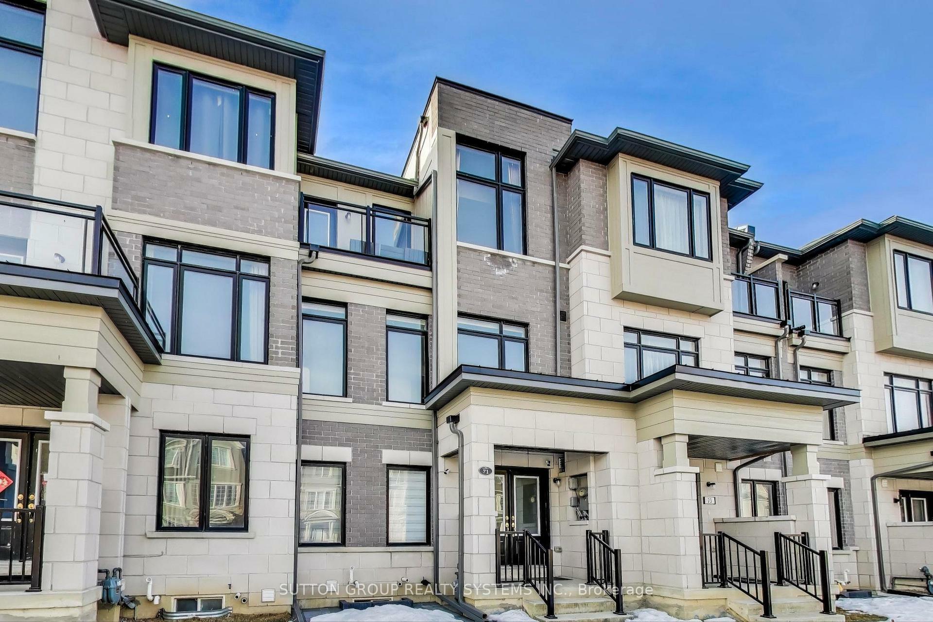 Property Photo:  71 William F Bell Parkway  ON L4S 0K1 