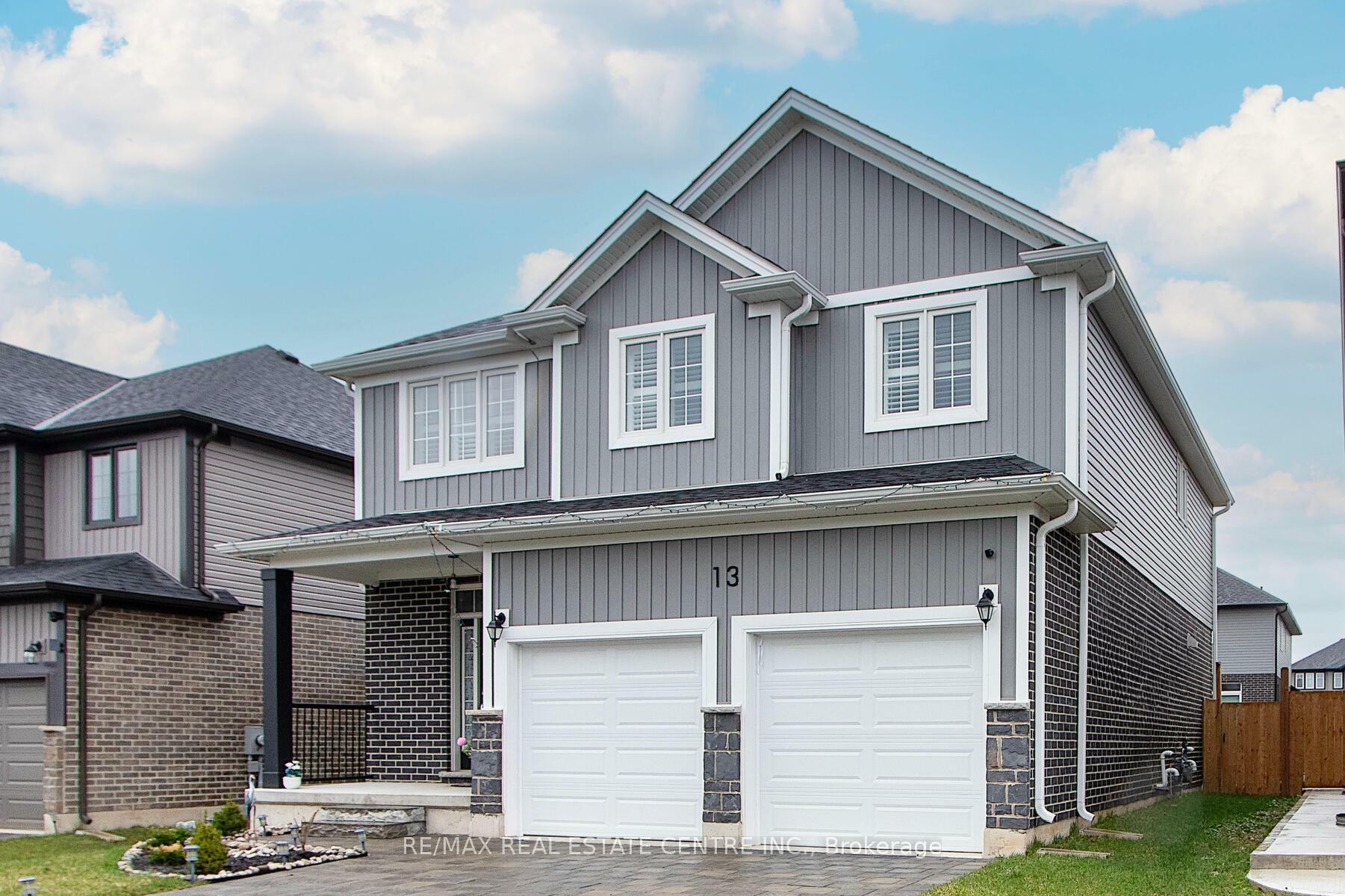 Property Photo: 13 Sutherland Crescent NE ON N5C 0E3