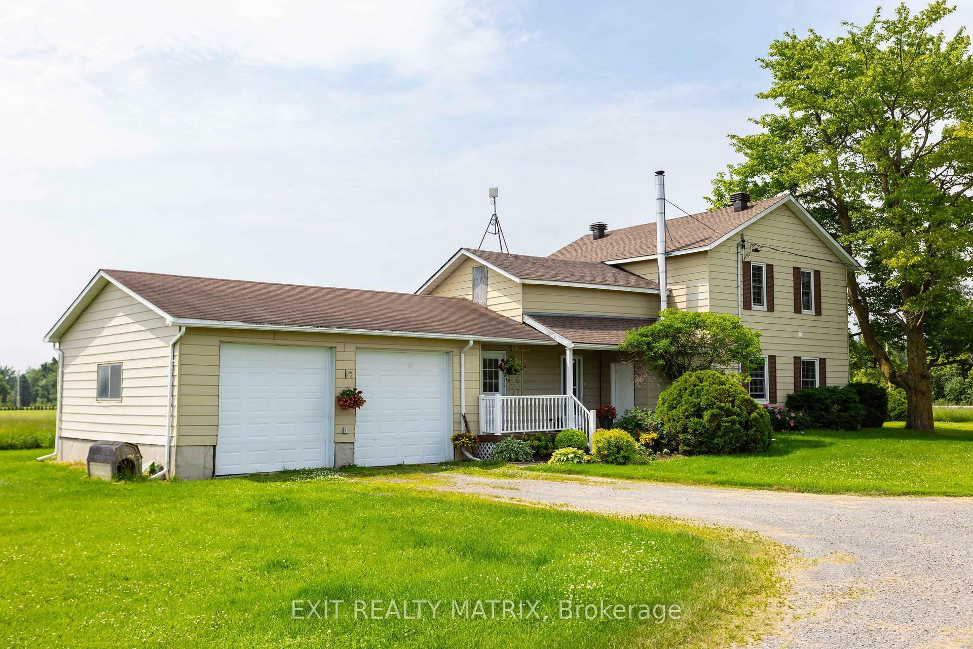 Property Photo: 1467 Wade Road ON K4R 1E5