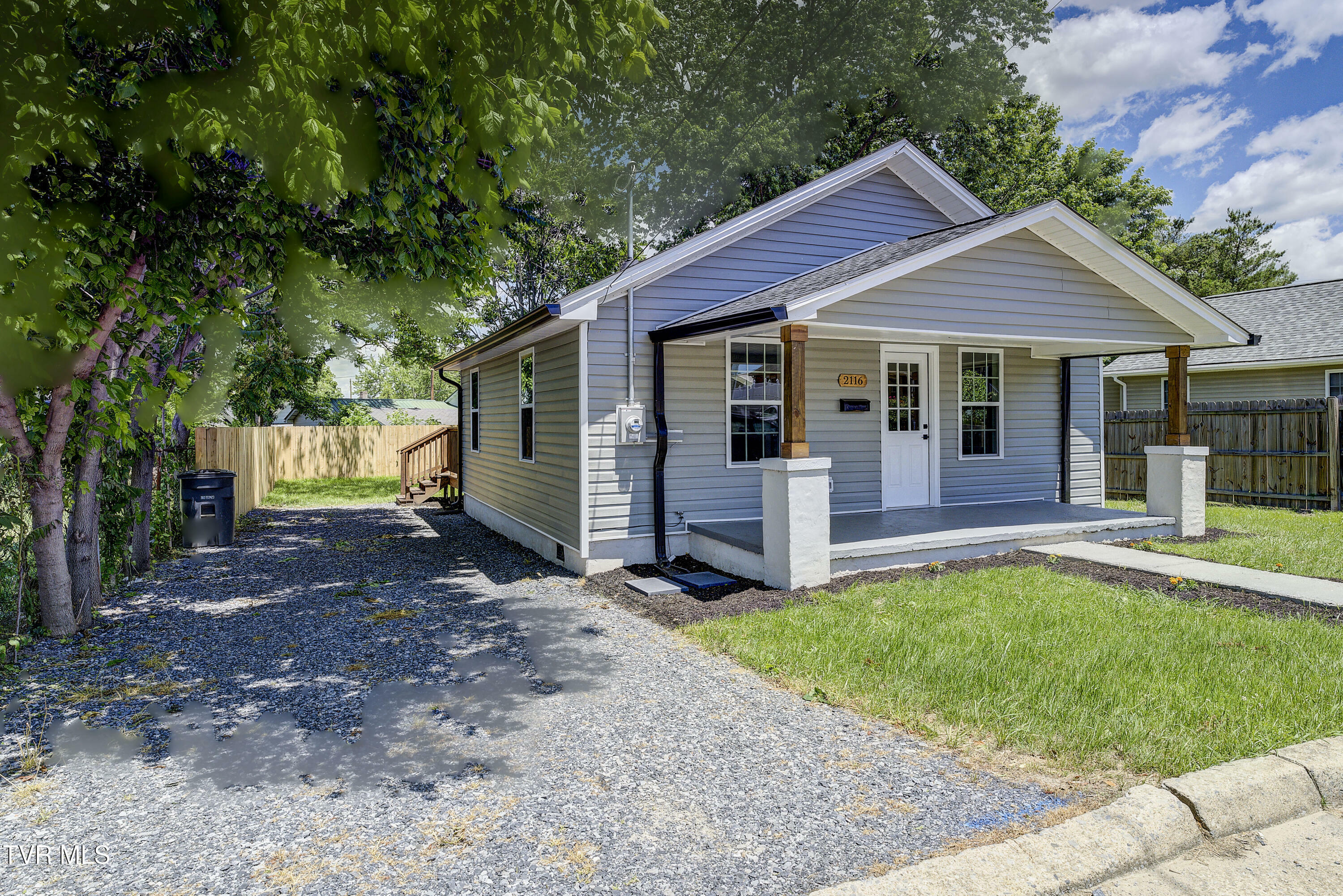 Property Photo: 2116 Steadman Street TN 37664