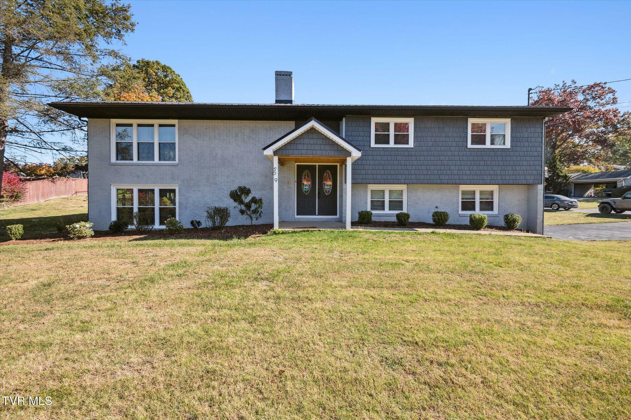 Property Photo: 509 Meadow Lane TN 37663