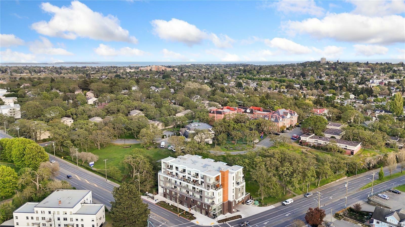 Property Photo: 1301 Hillside Ave 301 BC V8T 0E3
