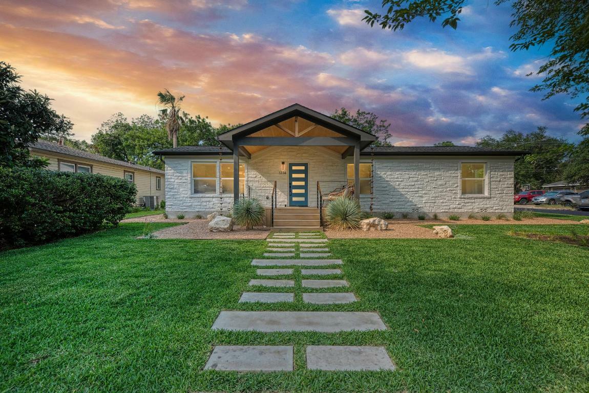 Property Photo: 1314 Ridgemont Drive TX 78723