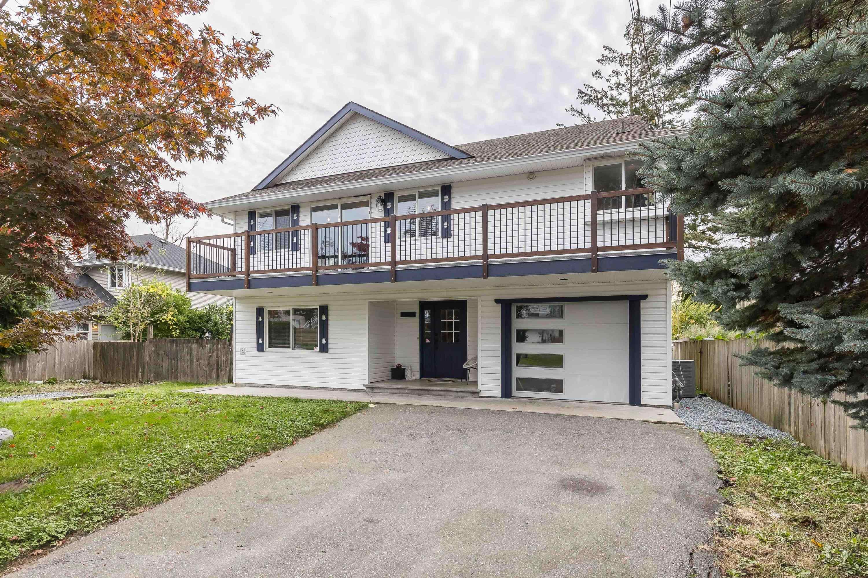 Property Photo: 35676 Moore Avenue BC V2V 5M2