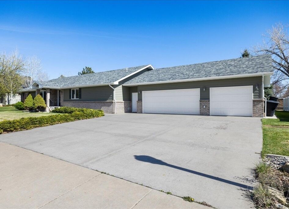 Property Photo:  2466 Southridge Drive  MT 59102 