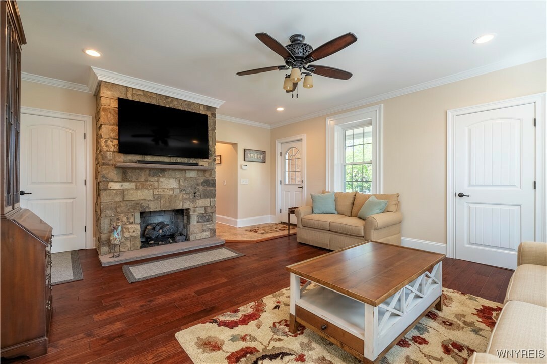 Property Photo:  8785 Main Street  NY 14221 