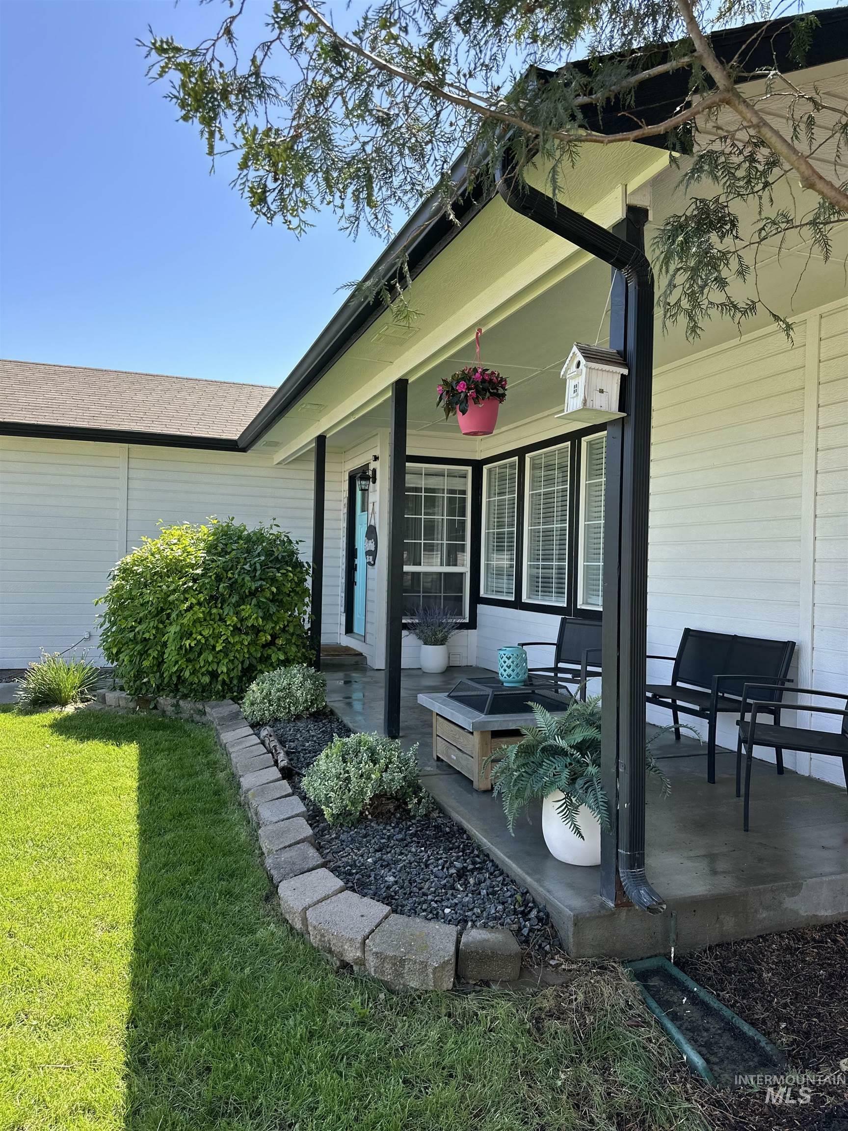 Property Photo: 535 Seasons Ct ID 83686