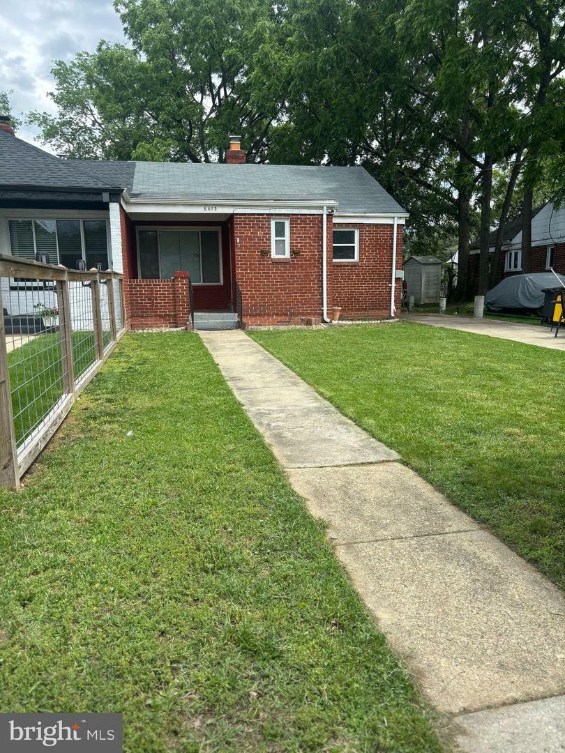 Property Photo: 6613 23rd Place MD 20782
