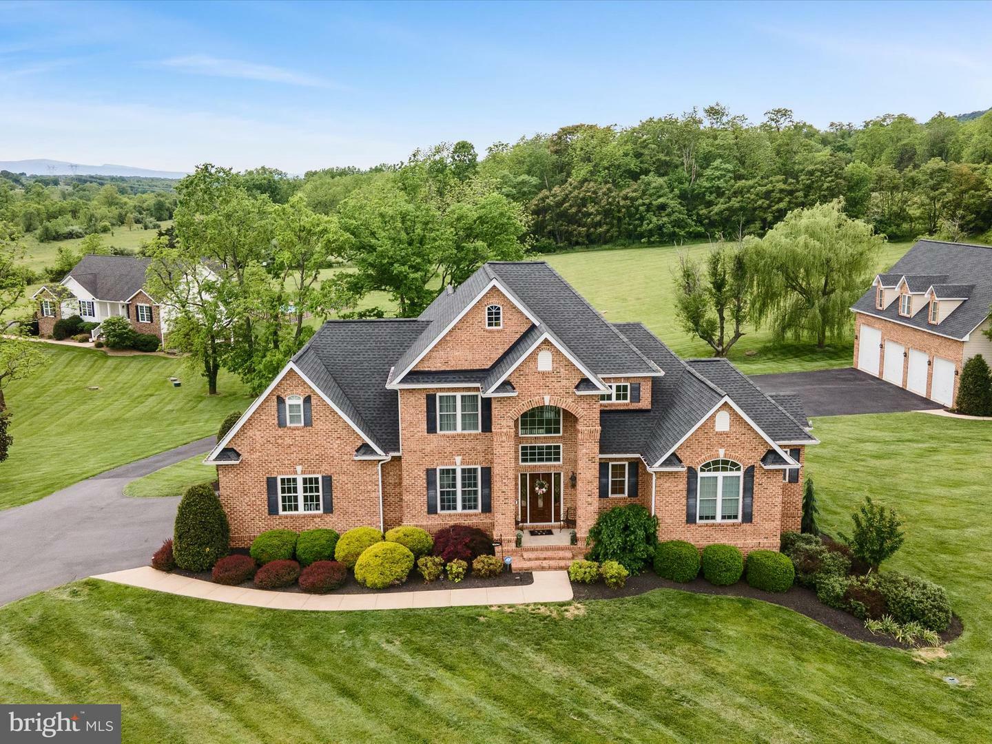 Property Photo: 220 Anna Margaret Drive VA 22602