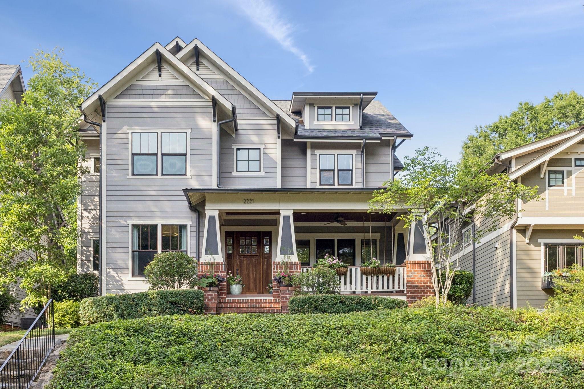Property Photo:  2221 Kenmore Avenue  NC 28204 