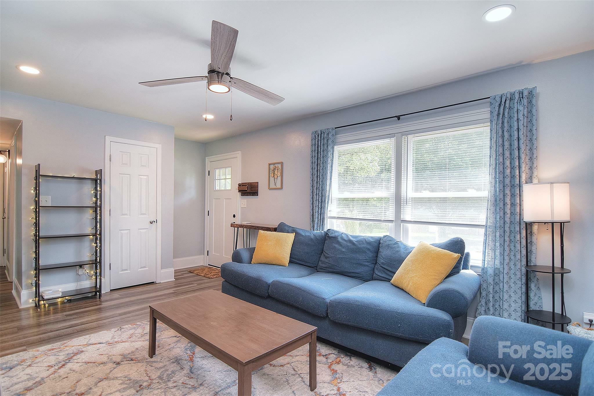 Property Photo: 3623 Braden Drive NC 28216