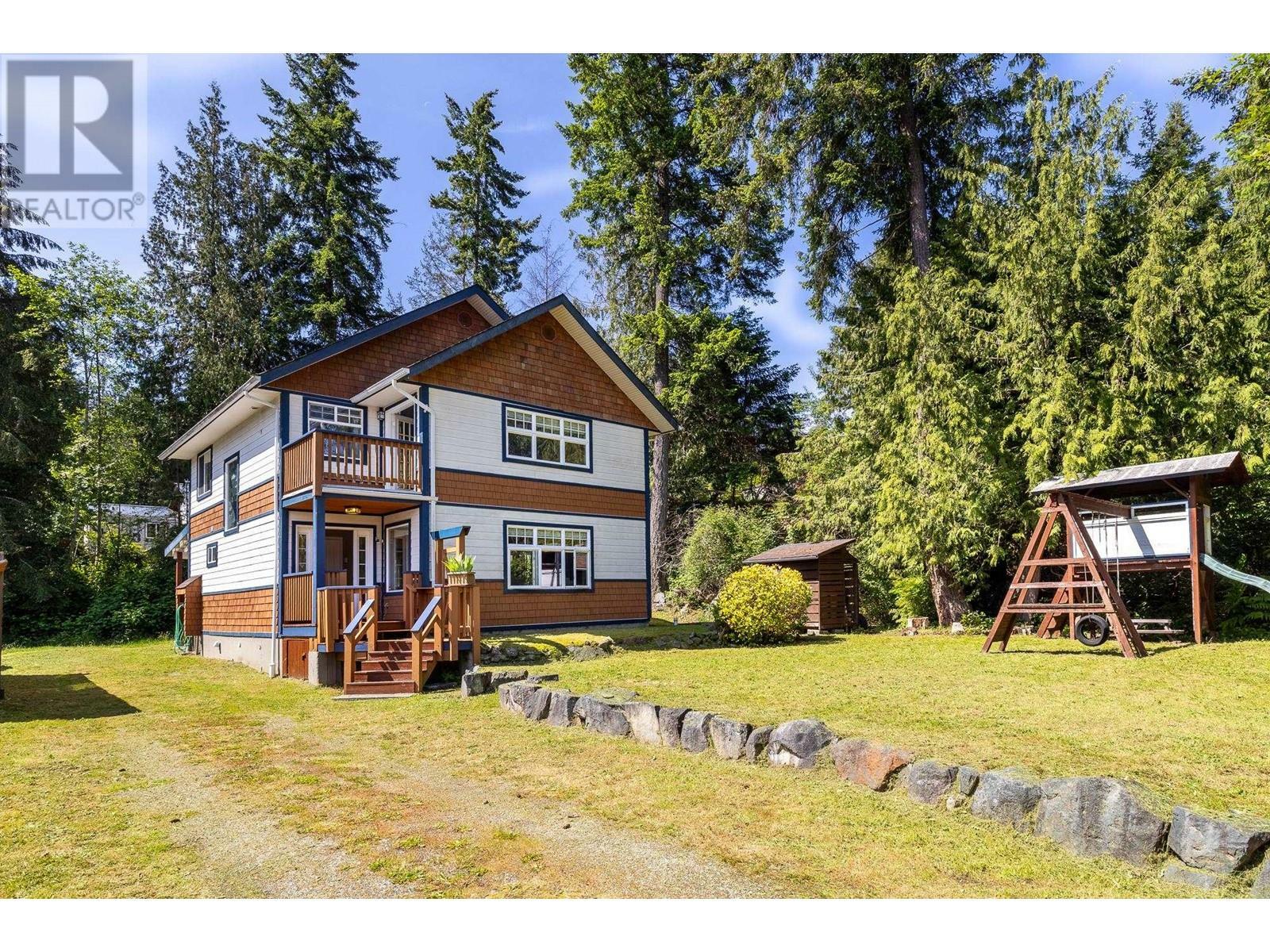 Photo de la propriété: 4536 Rondeview Road BC V0N 2H1