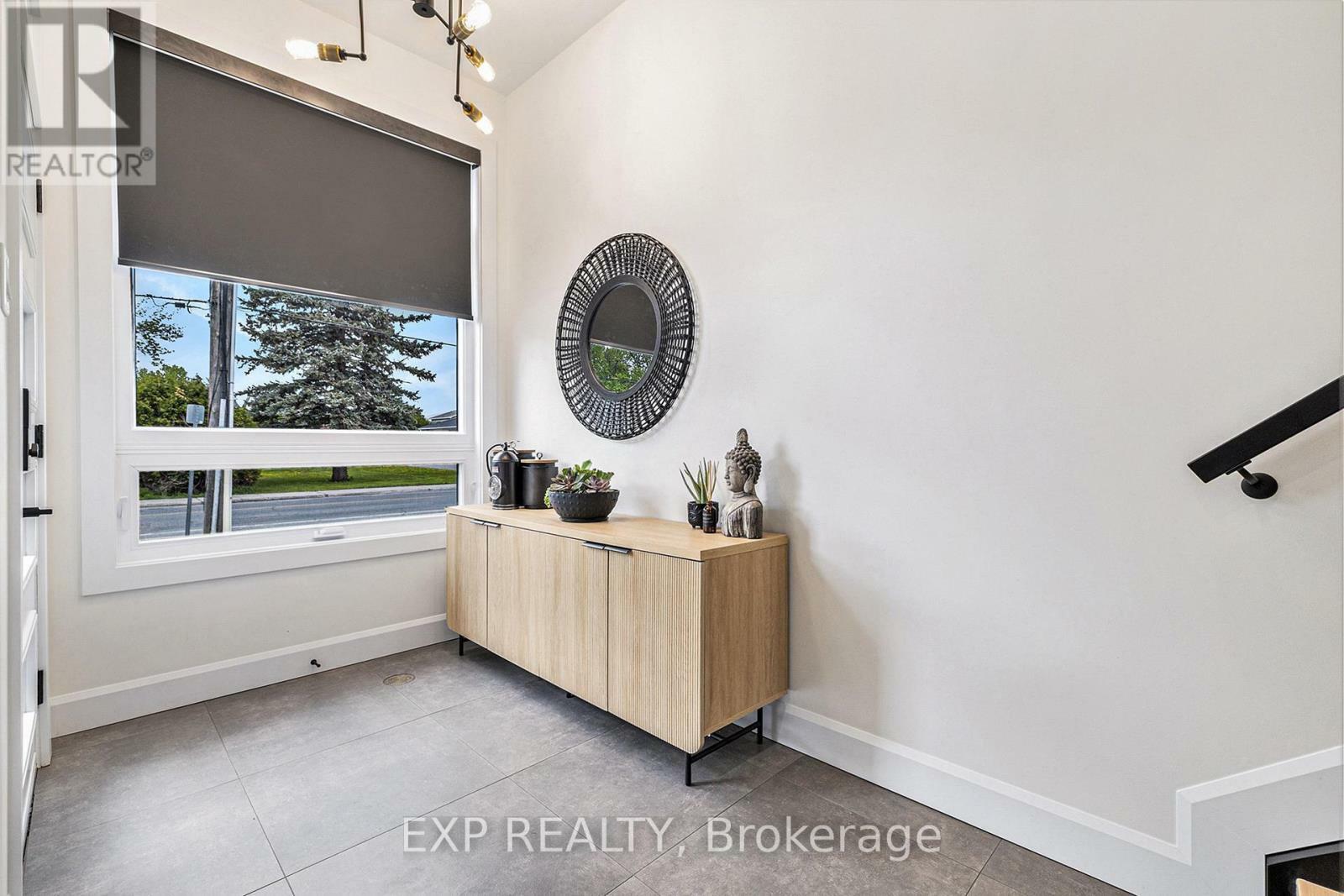 Photo de la propriété:  1056 Notre Dame Street  ON K0A 1W0 