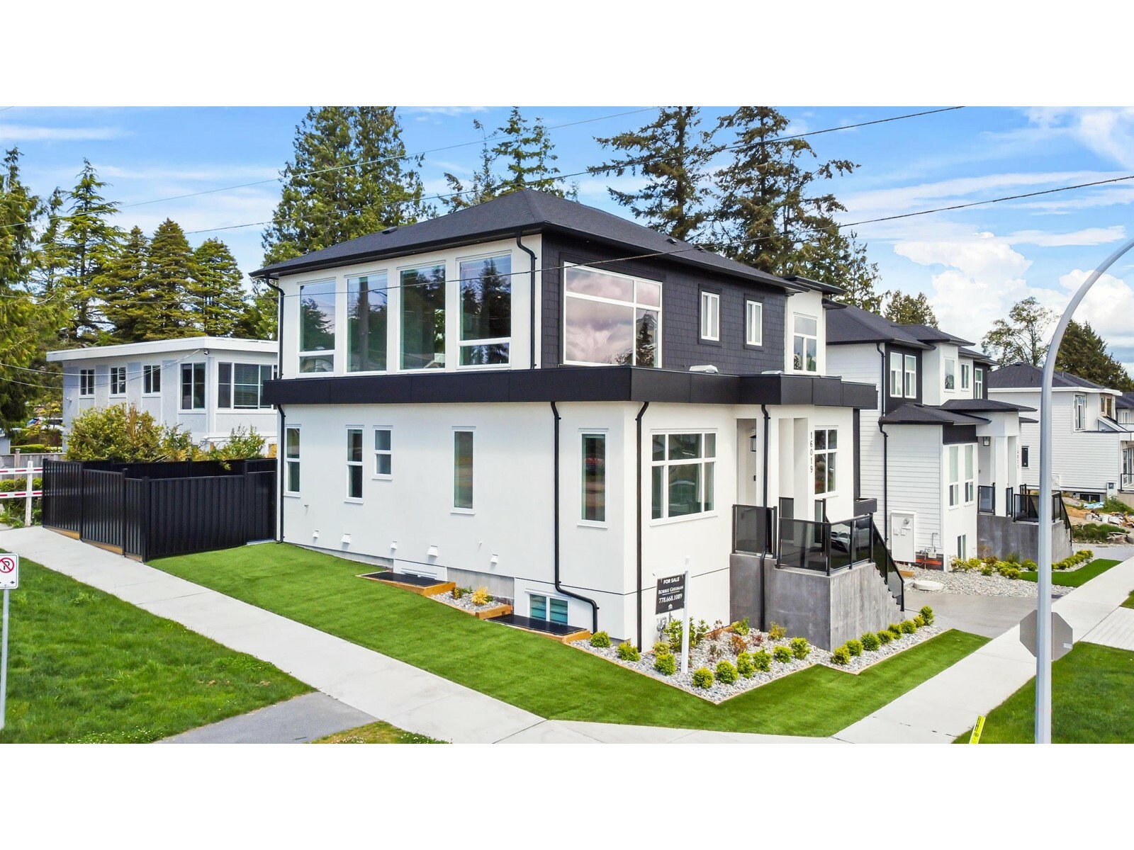 Property Photo: 16019 9A BC V4A 4W5