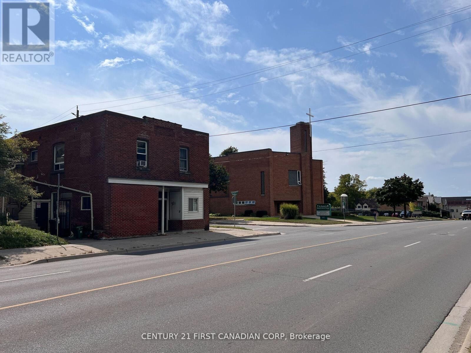 Property Photo: 1267 Dundas Street ON N5W 3B3
