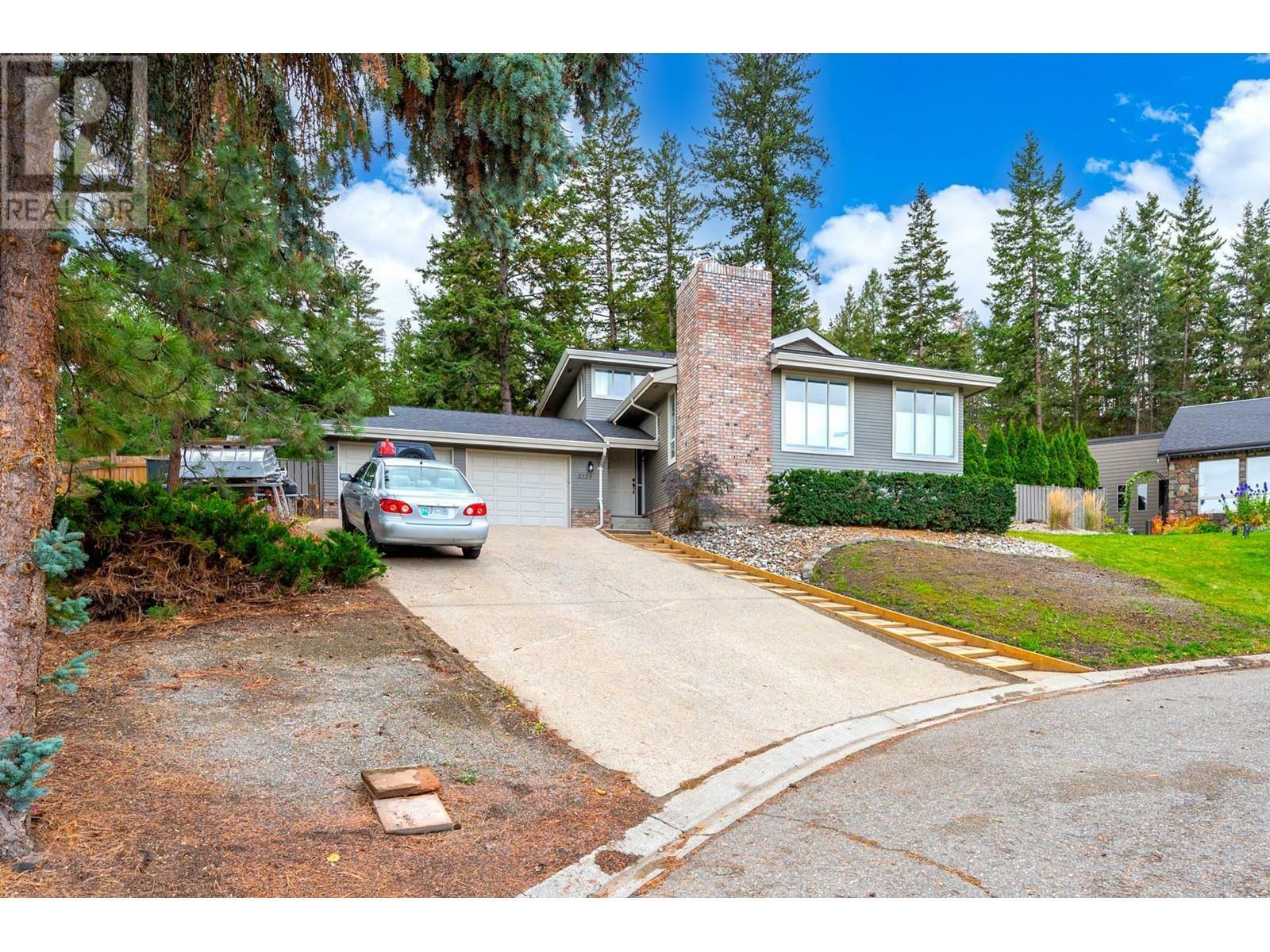 Property Photo: 2123 Holyrood Circle BC V1S 1E6