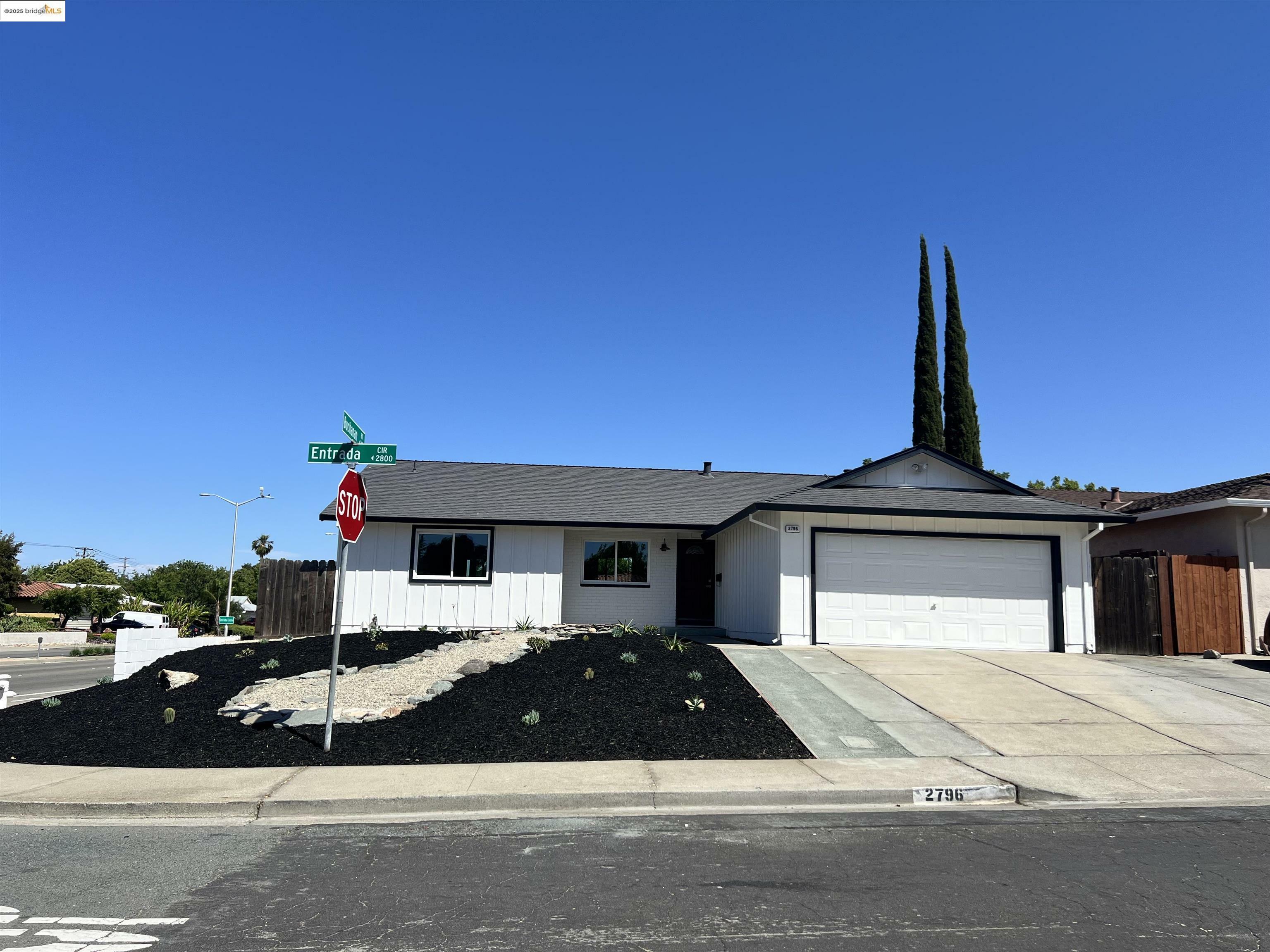 2796 Entrada Cir  Antioch CA 94509 photo