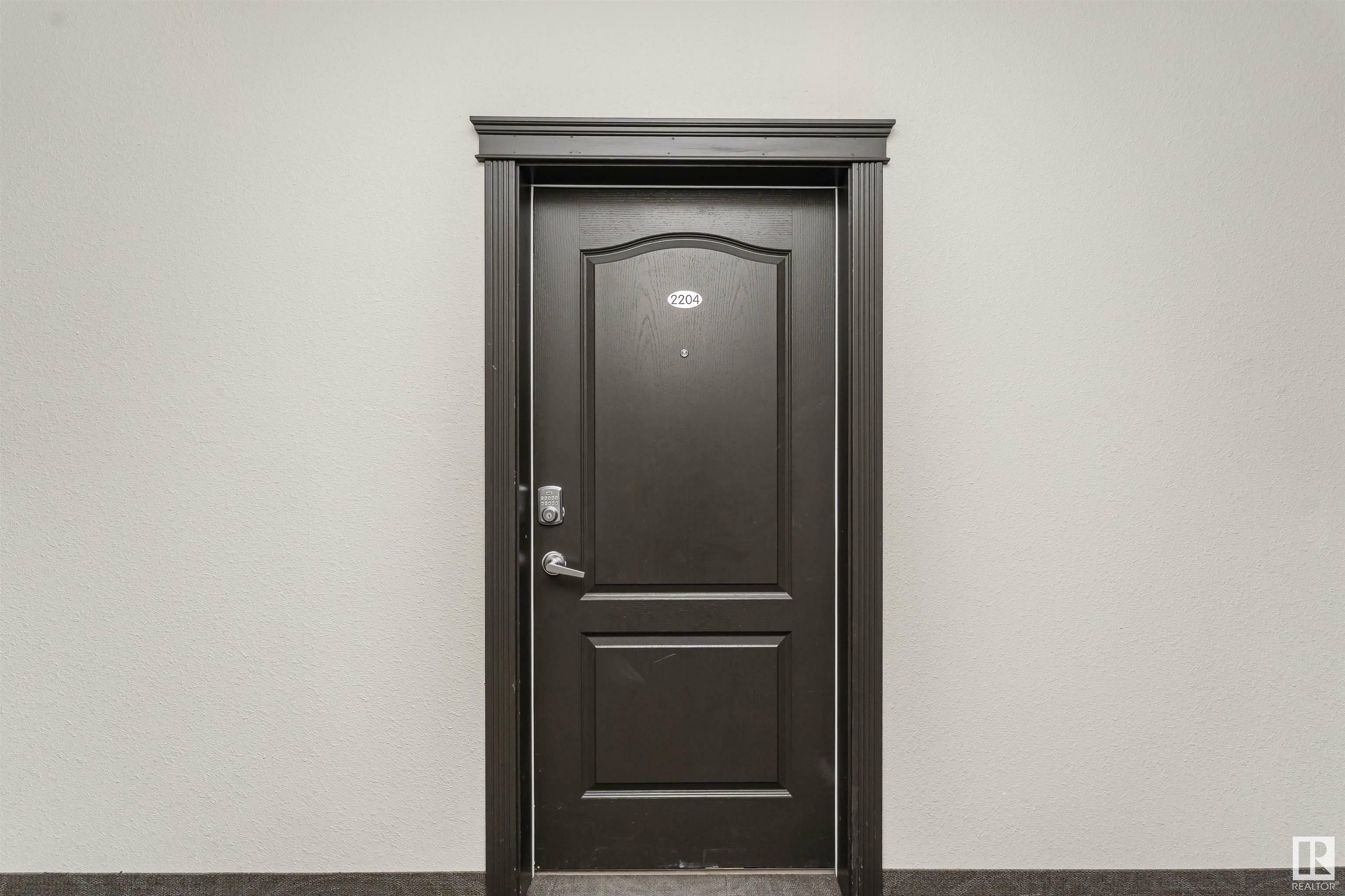 Photo de la propriété: 320 Clareview Station Drive NW 2204 AB T5Y 0E5