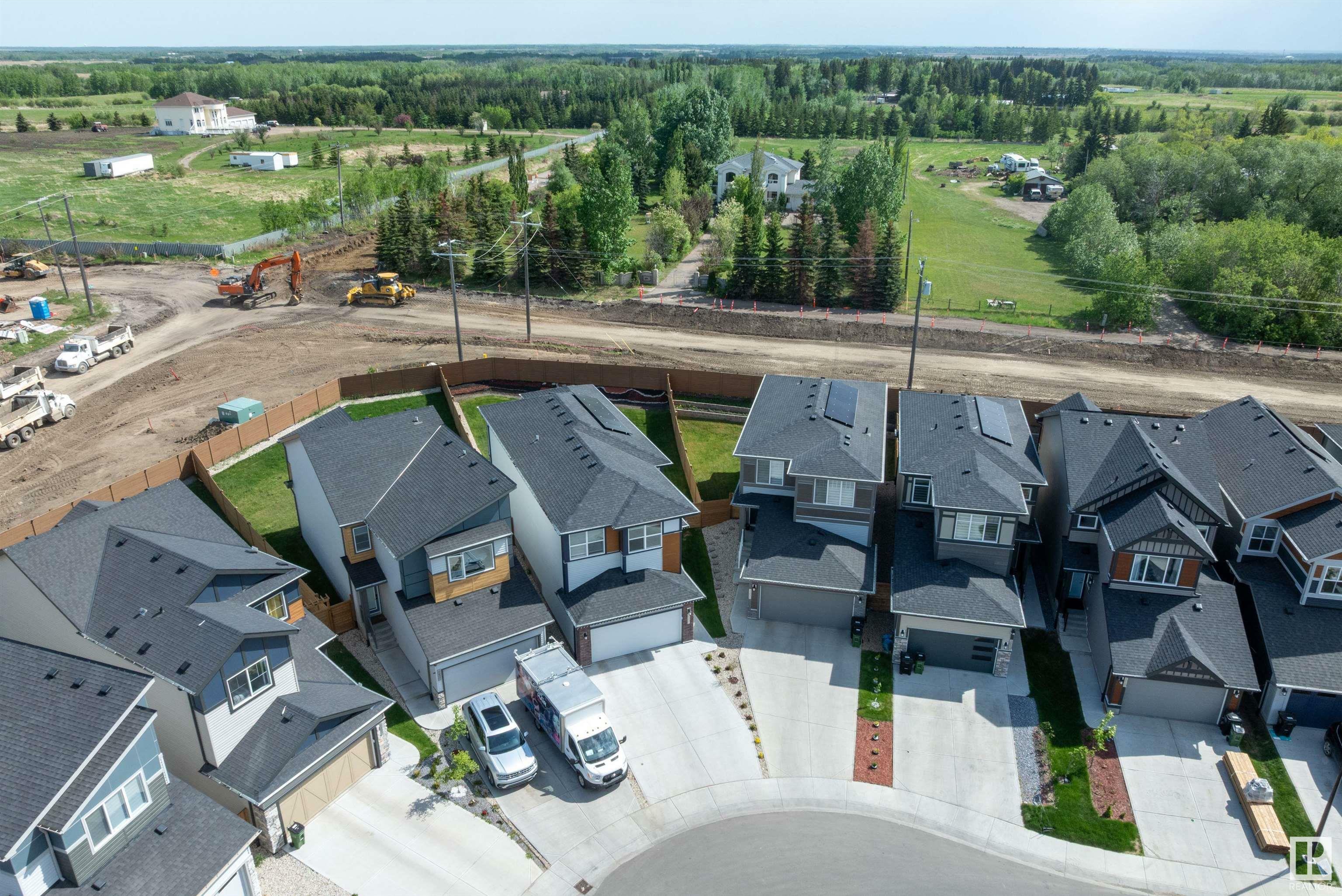 Property Photo: 3503 8 Avenue SW AB T6X 2Z1