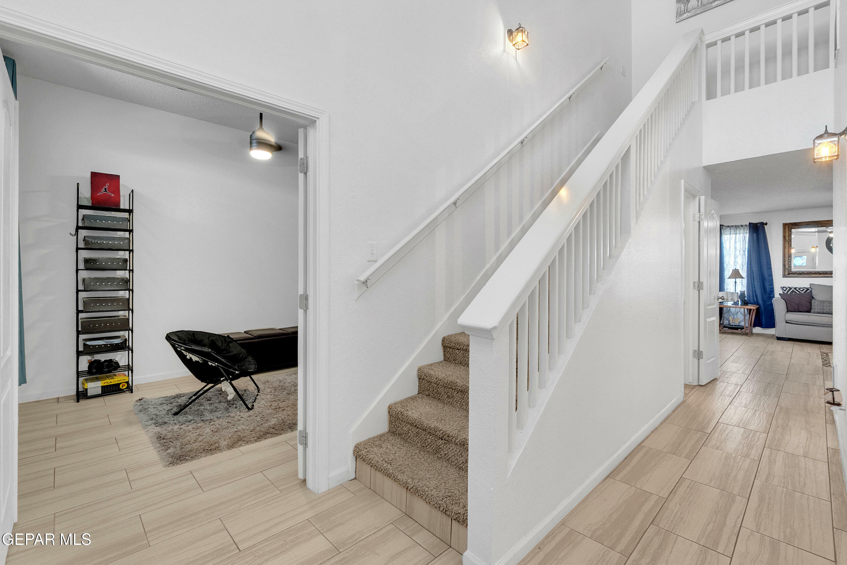 Property Photo: 532 Gentry Way TX 79928