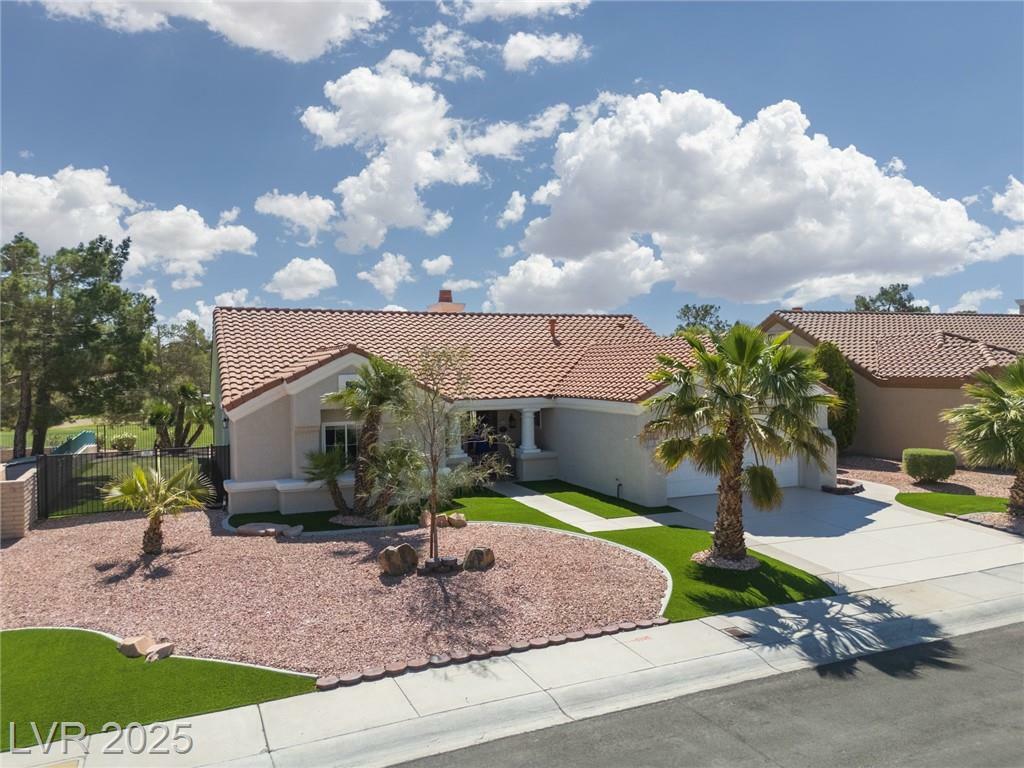 Property Photo: 2816 Golfside Drive NV 89134