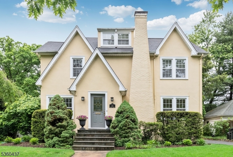 Property Photo: 254 Bogert Ave NJ 07450