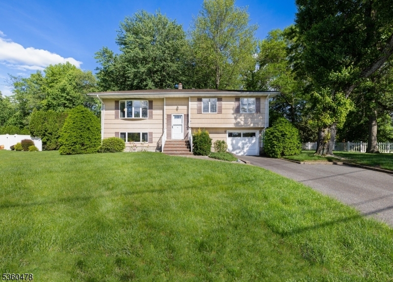 Property Photo:  30 Fox Hill Rd  NJ 07004 