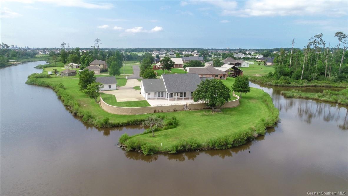 Property Photo:  7012 Captains Cove  LA 70605 