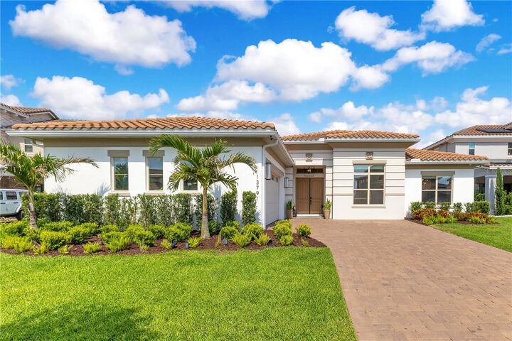 Property Photo:  13791 Abberwick Drive  FL 32832 