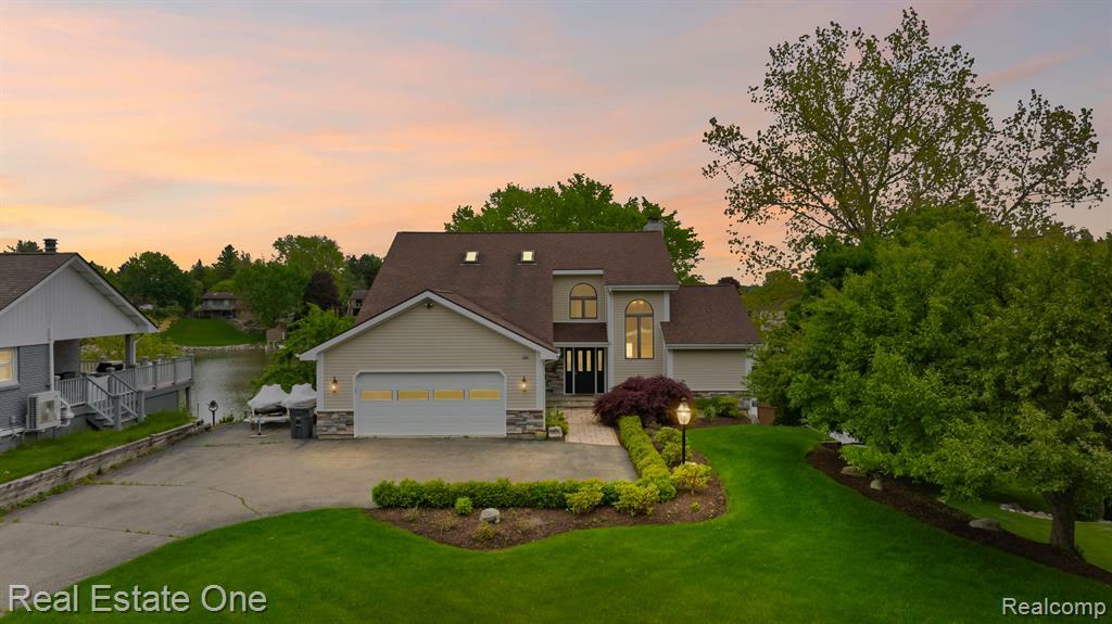 3882 Lake Lapeer Drive  Metamora MI 48455 9613 photo