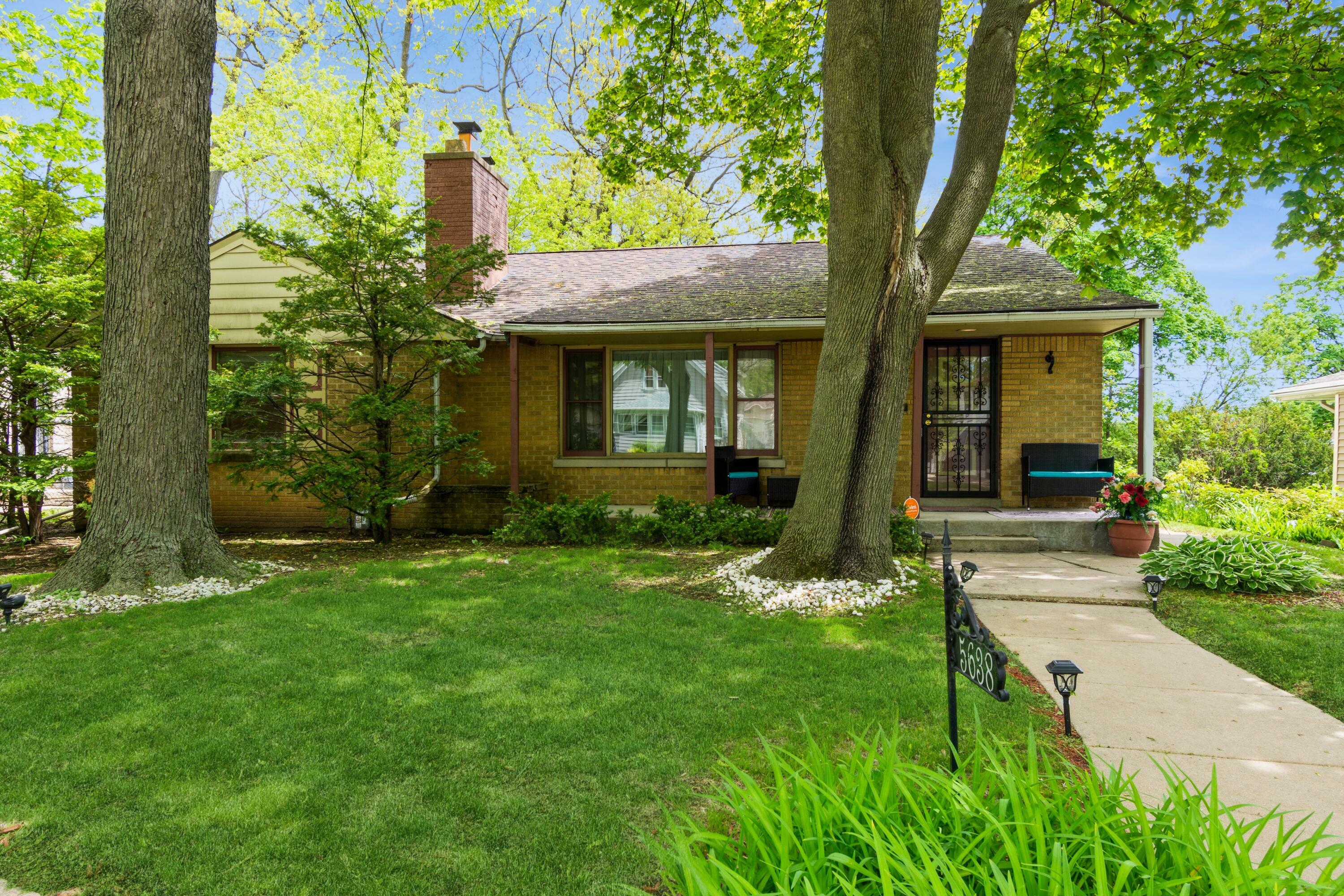 Property Photo: 5638 N 35th St WI 53209