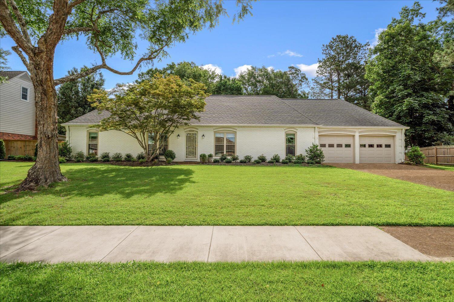 Property Photo: 3062 Cross Country Dr TN 38138