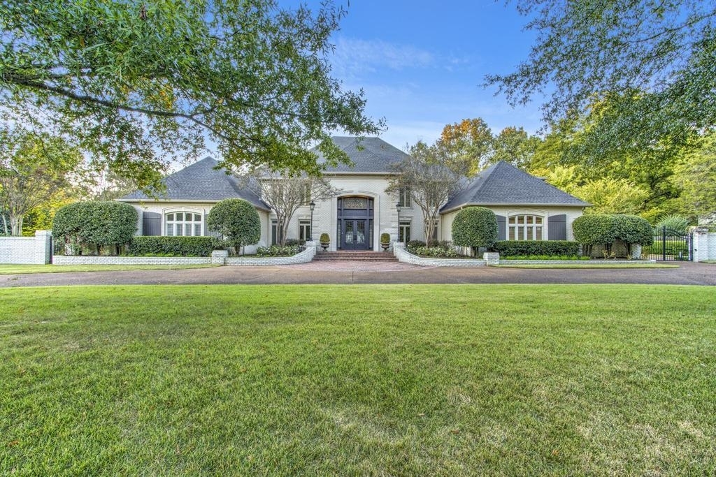 Property Photo: 9200 Forest Hill Ln TN 38139