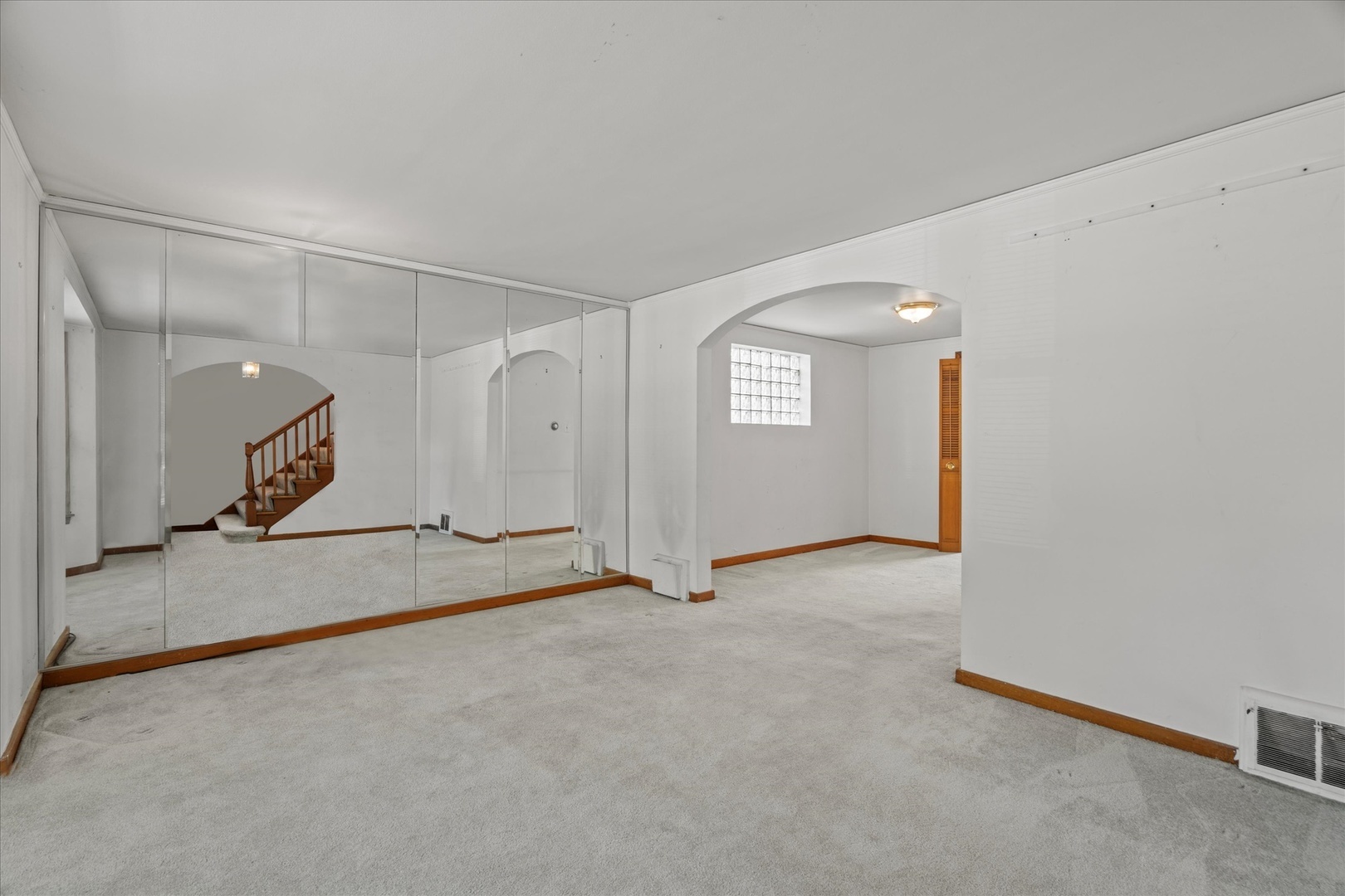 Property Photo: 3601 S 57th Court IL 60804